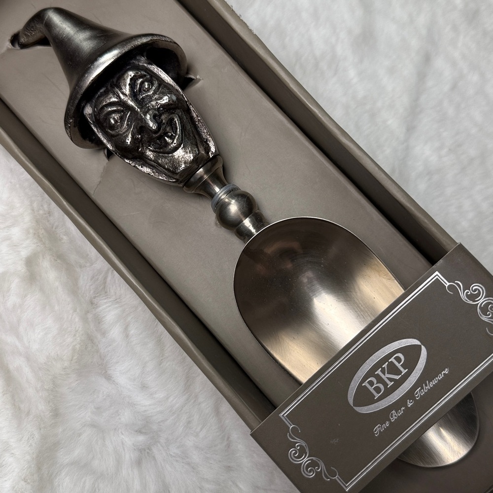 BKP‎ Halloween Witch Metal Ice Scoop Barware
Party Entertain Silver India NEW